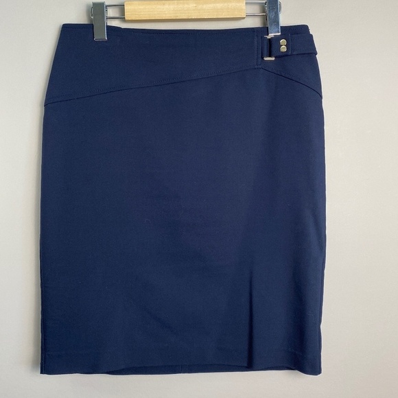 Alfani Women's Navy Straight Cut Midi /Mini Skirt 1/3 Zip Size 8 Professional - Picture 1 of 12